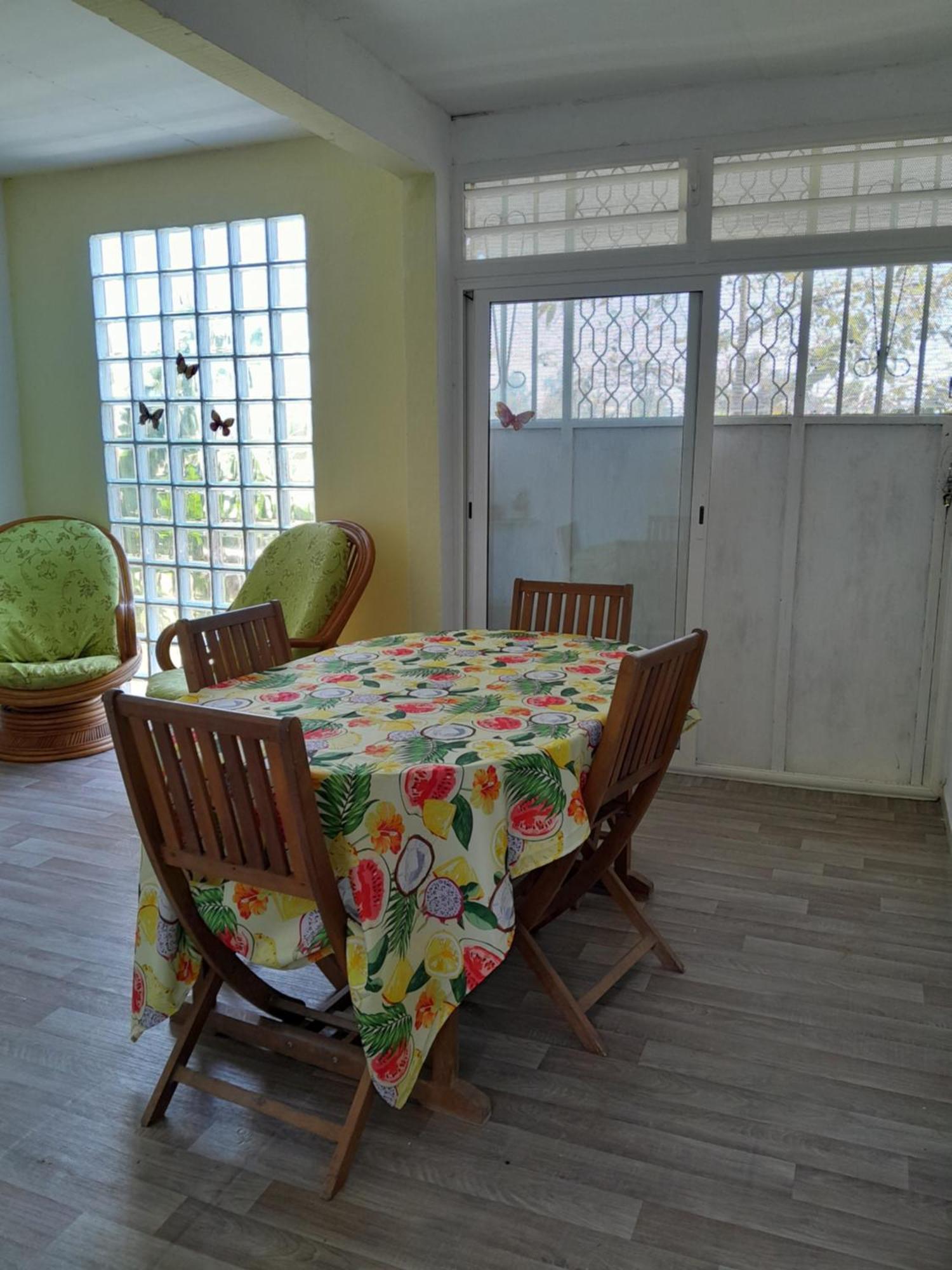 Les Manguiers Apartment Sainte-Anne  Ngoại thất bức ảnh